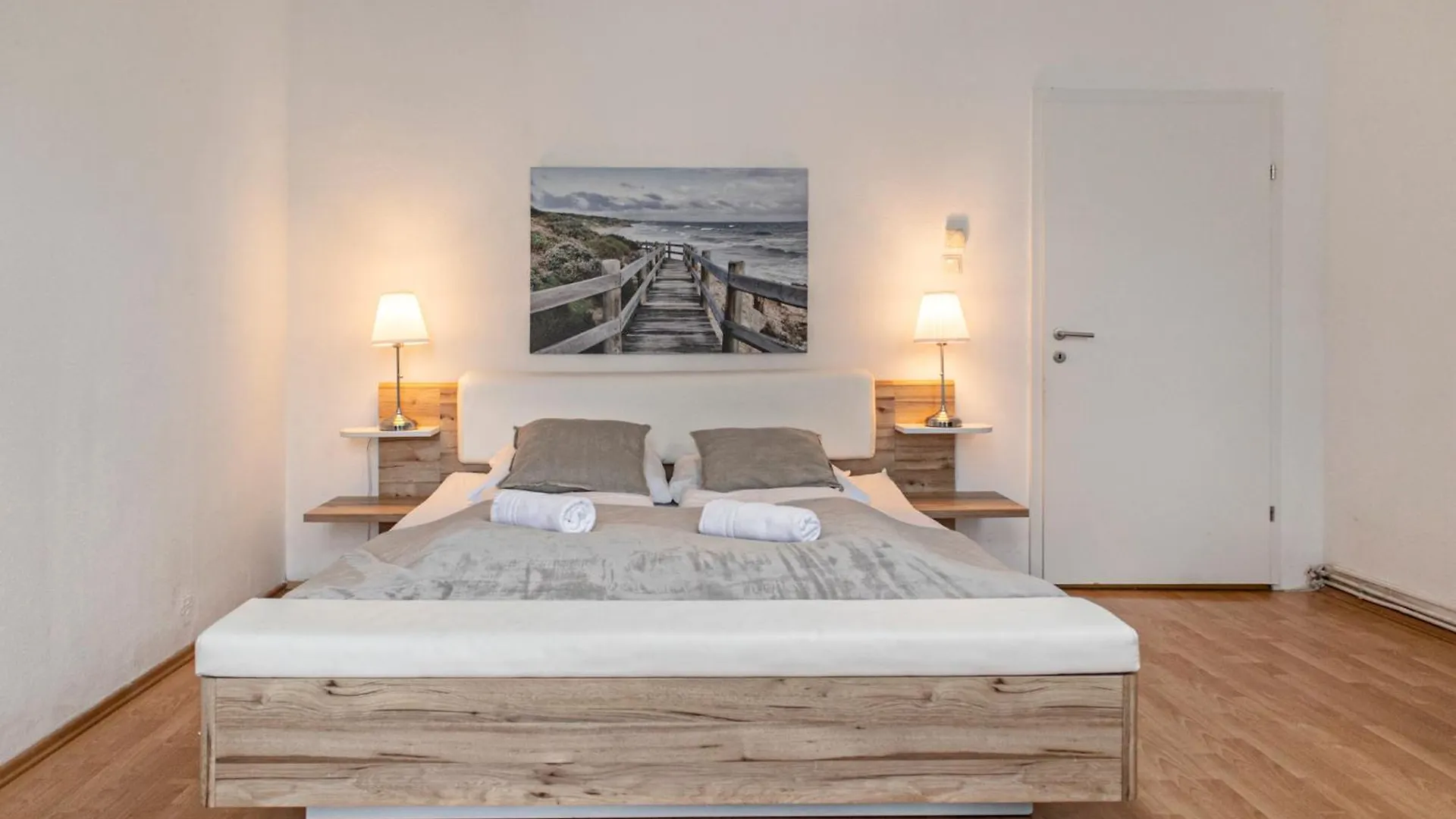 Sweet 2Br Shared Apt Standard Rooms, Central Location فيينا